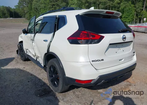 2018 Nissan Rogue Sv z USA, uszkodzony, nr VIN 5N1AT2MVXJC752037